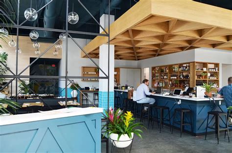 yellowbelly restaurant central west end.